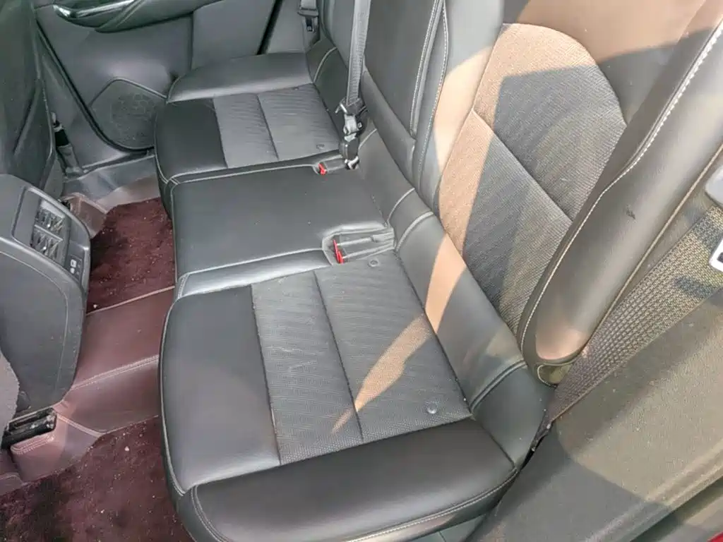 Cadillac XT4 2023 2022 28T FWD Style