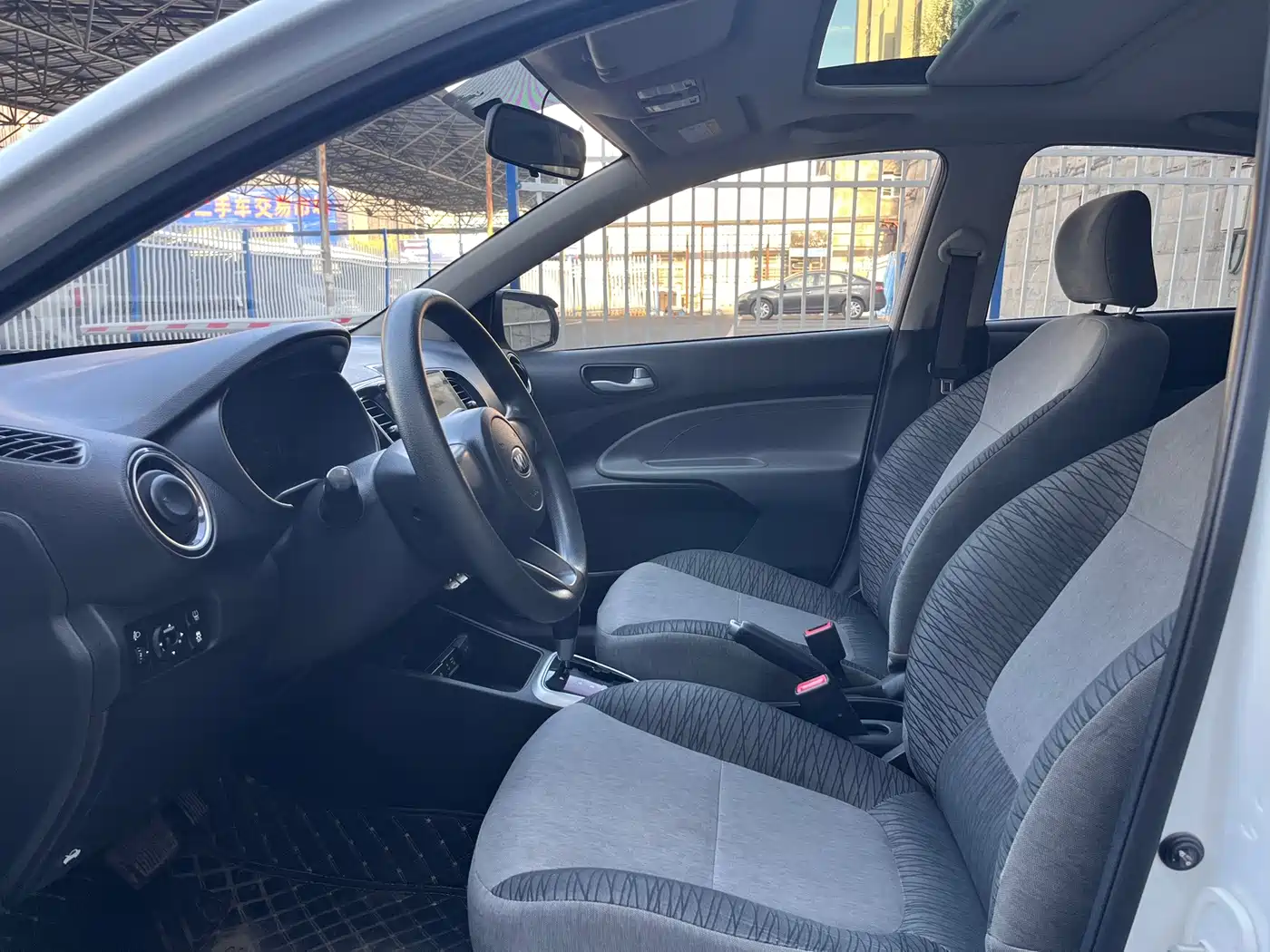 Kia Huan Chi 2020 2020 1.4L Auto Comfort Sunroof Version