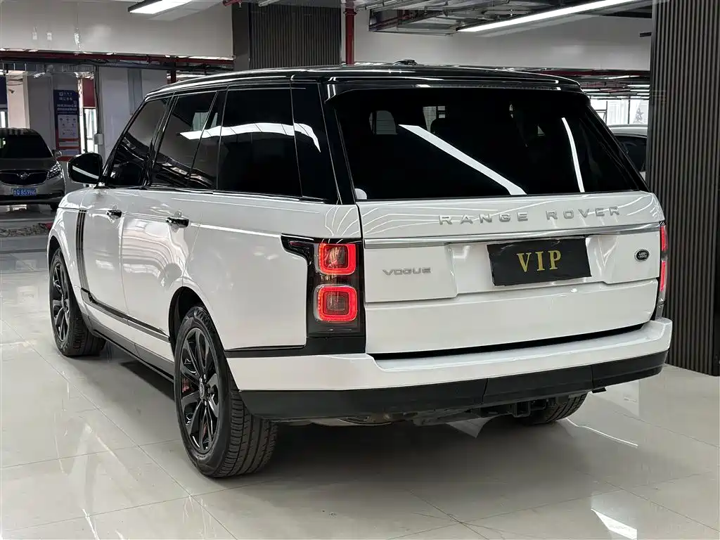 Land Rover Range Rover фото 7