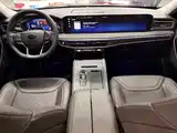 Фото 10 - Ford Explorer