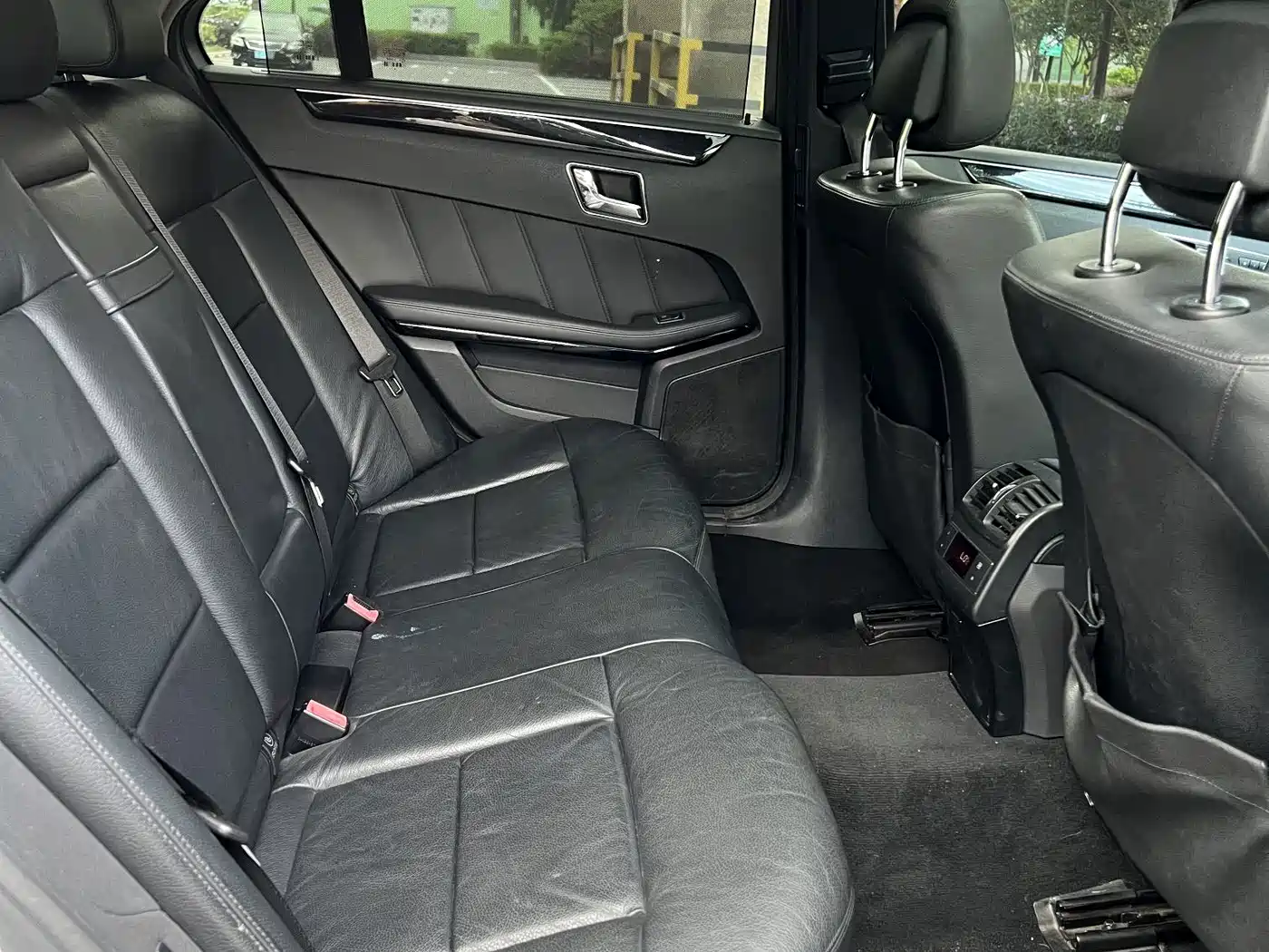 Фото 9 - Mercedes-Benz E-Class