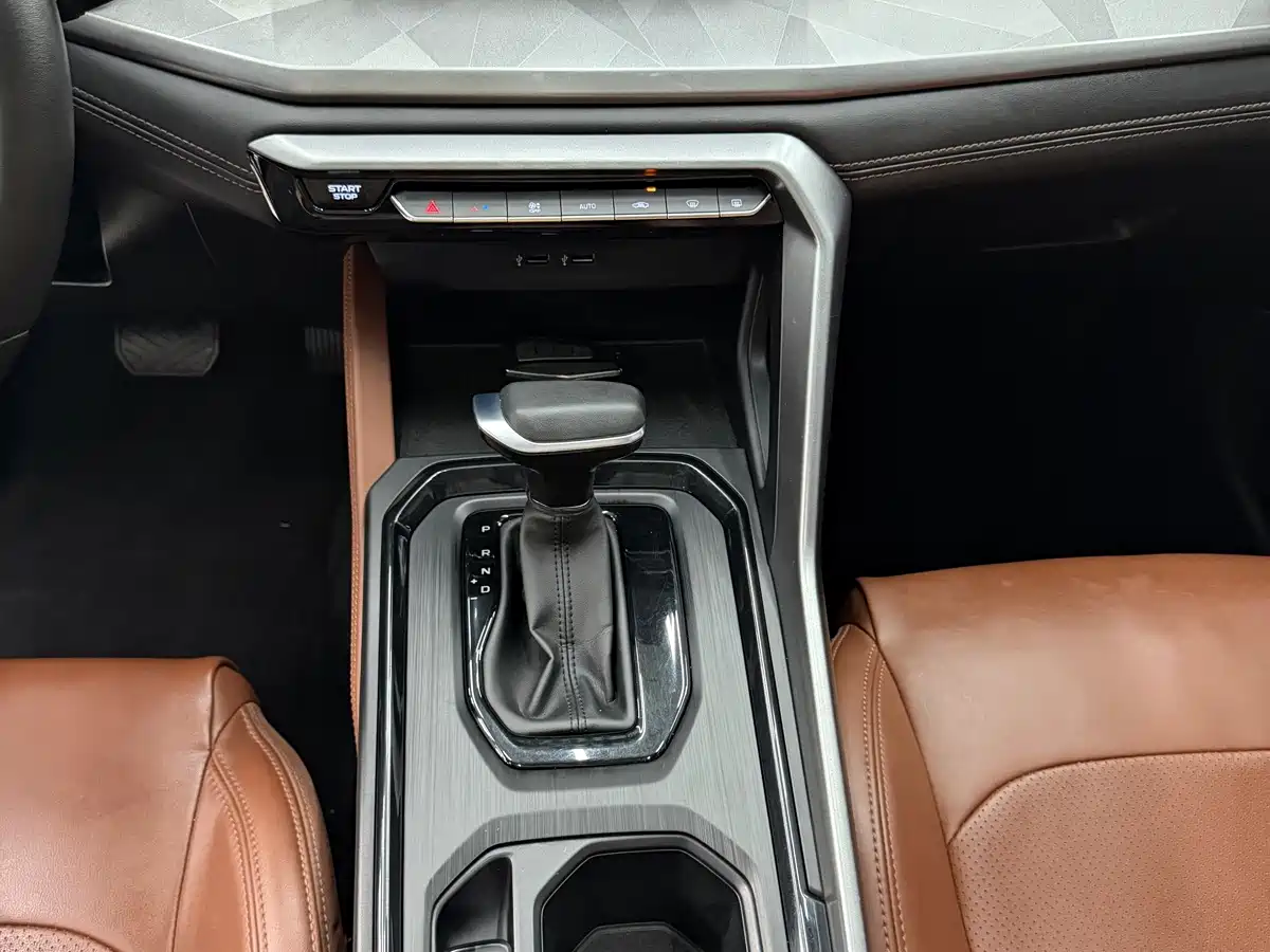 Geely Emgrand X6 2023 2021 Model PRO 1.4T Automatic Premium