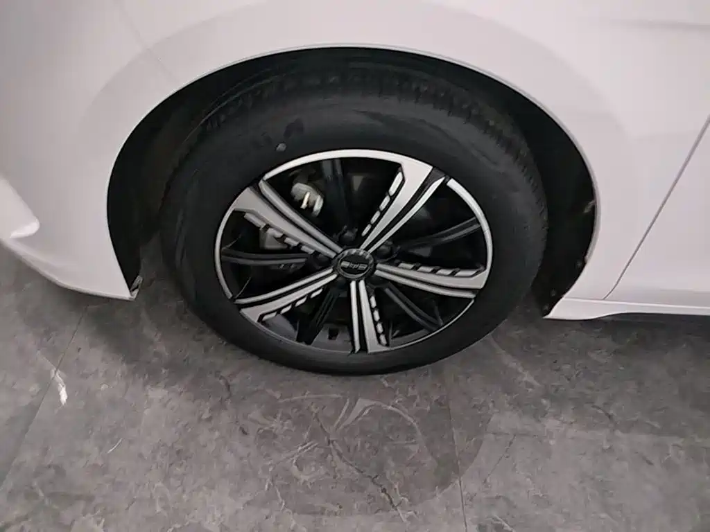 BYD Destroyer 05 2024 2024 Glory Edition DM-i 120KM Luxury