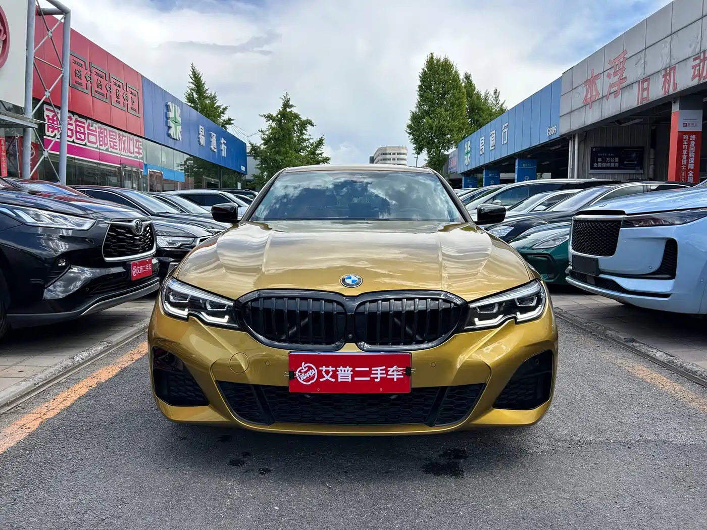 BMW 3 Series 2020 330i M Sport Blackout Package фото 2