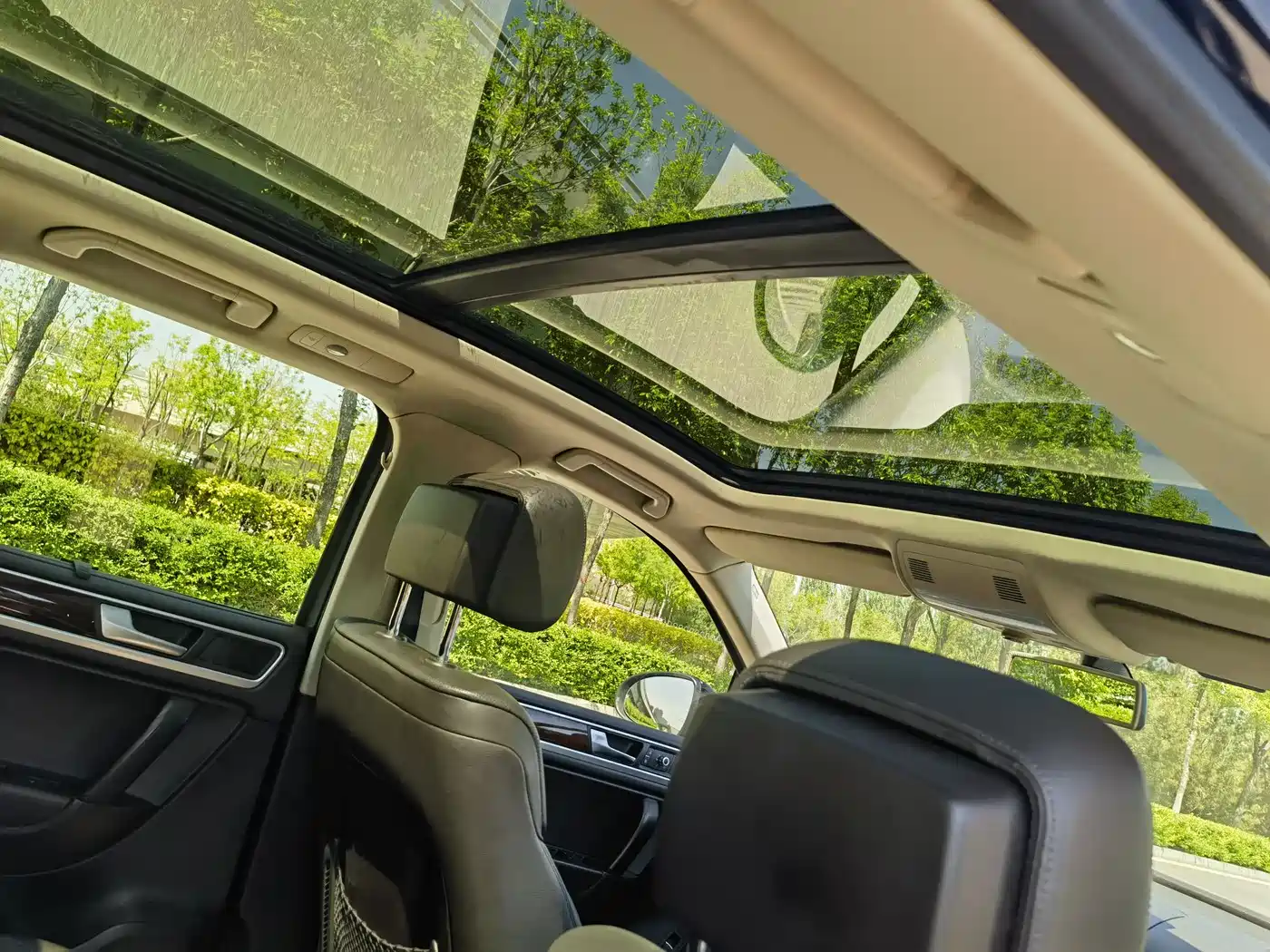 Volkswagen Touareg 2011 3.0TSI Comfort фото 10
