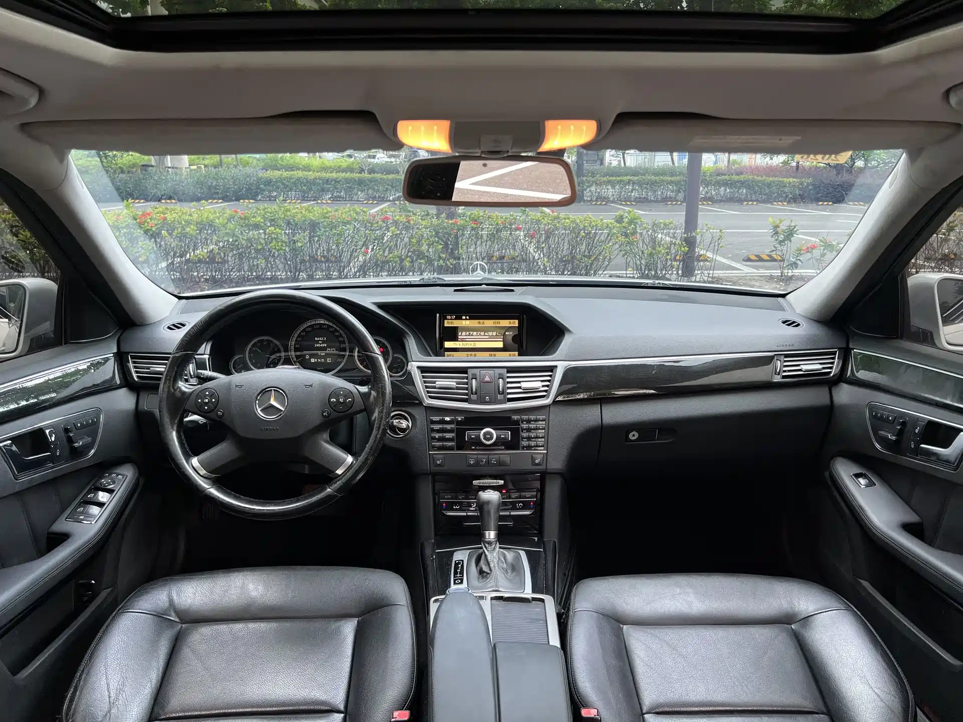 Фото 8 - Mercedes-Benz E-Class (Import)