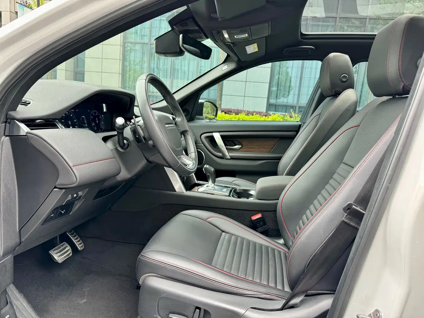 LAND ROVER DISCOVER SPORTS