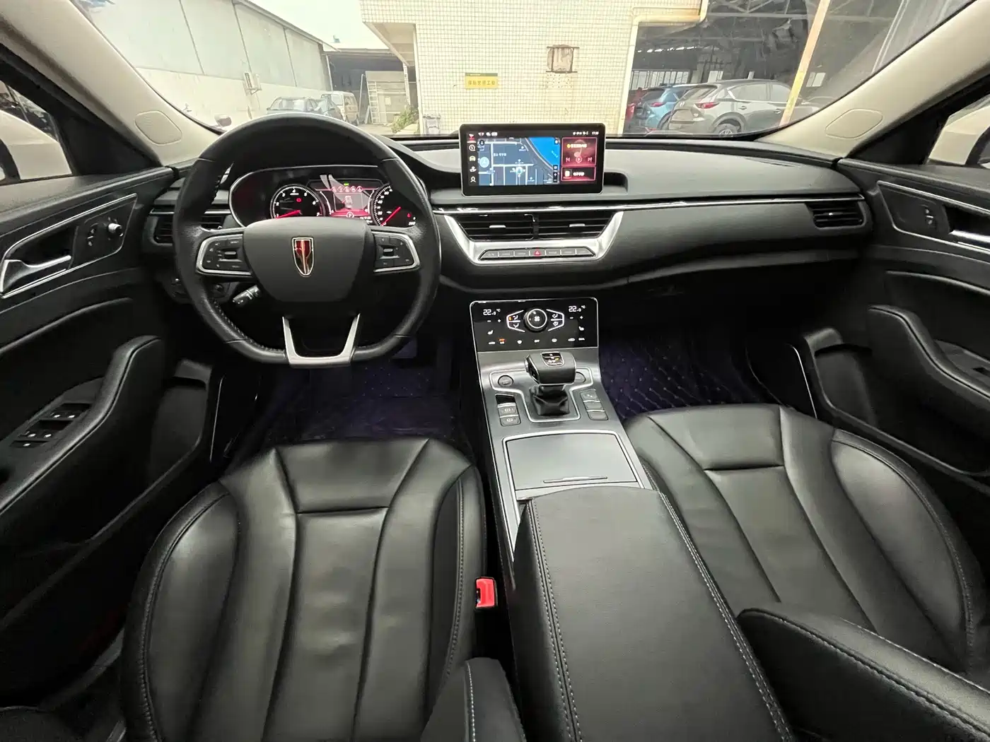 Hongqi H5 2022 Classic 1.8T Auto Smart Connect Flagship Enjoyment Edition фото 11