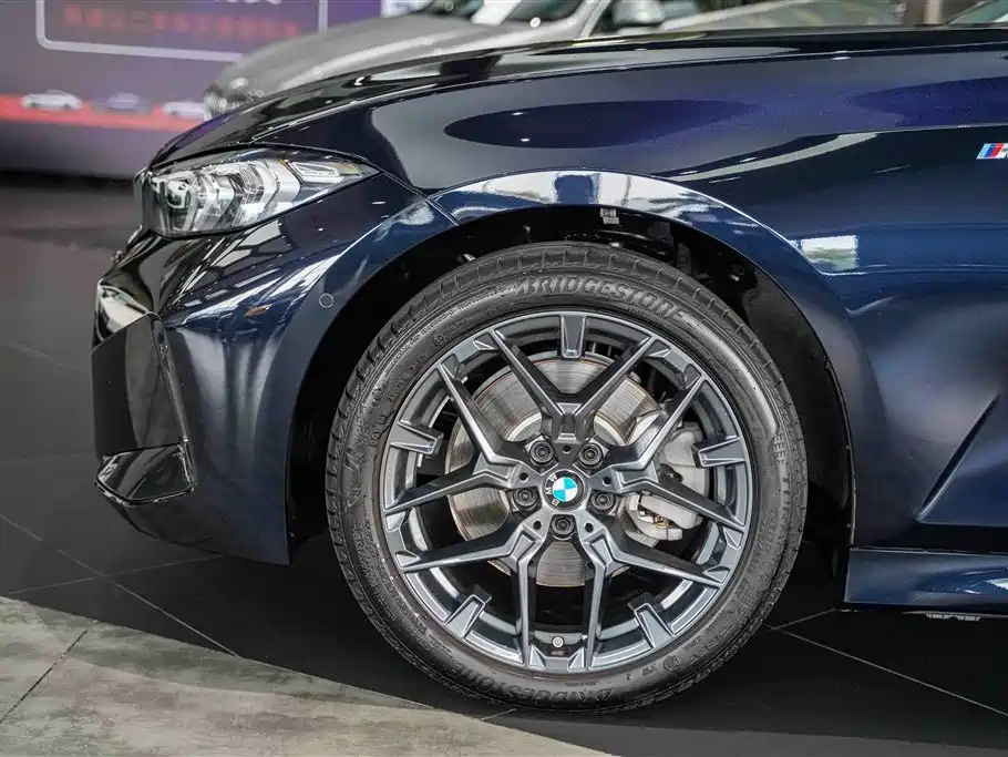 صورة 17 - BMW 3 Series