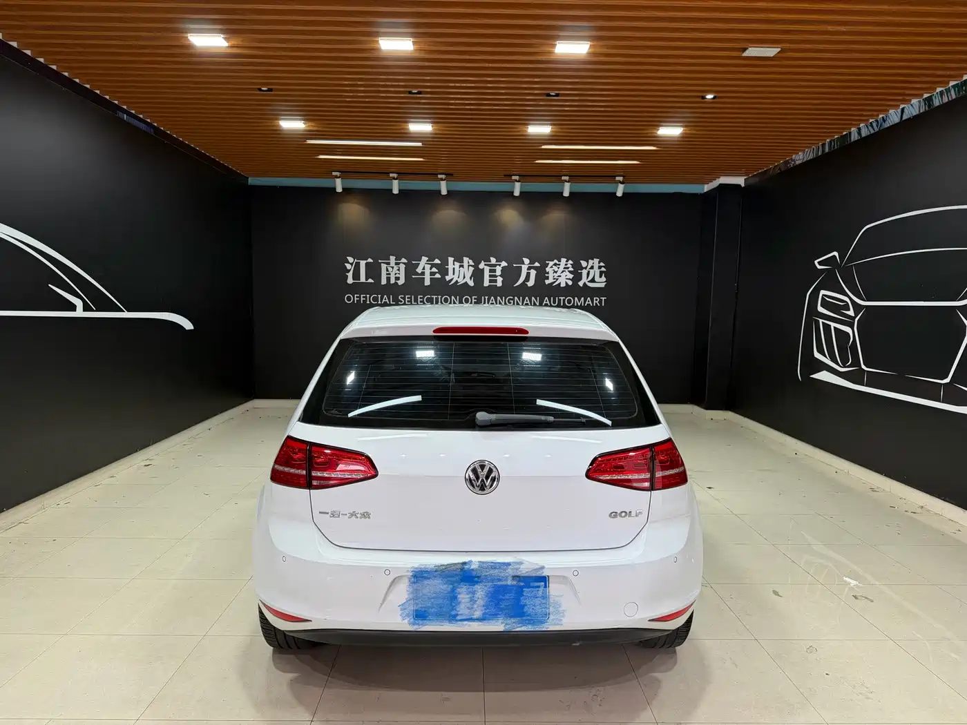 Фото 4 - Volkswagen Golf