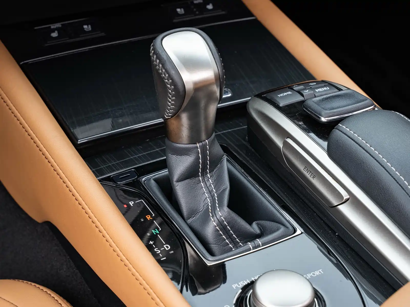 Фото 15 - Lexus GS