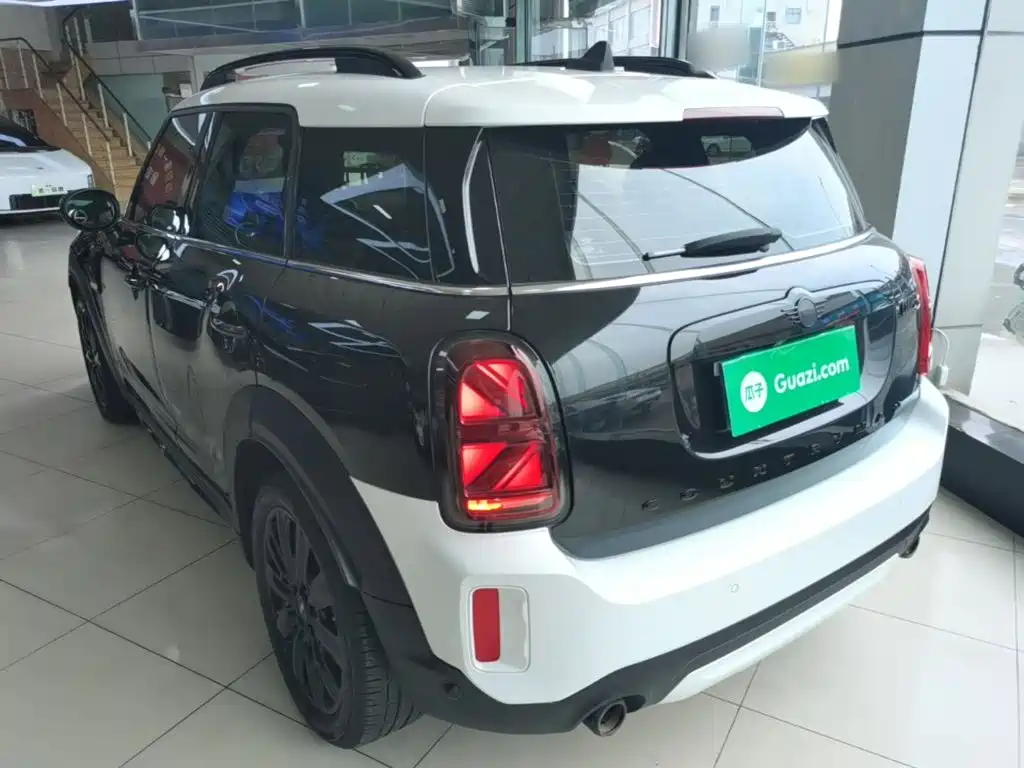 2024 MINI COUNTRYMAN