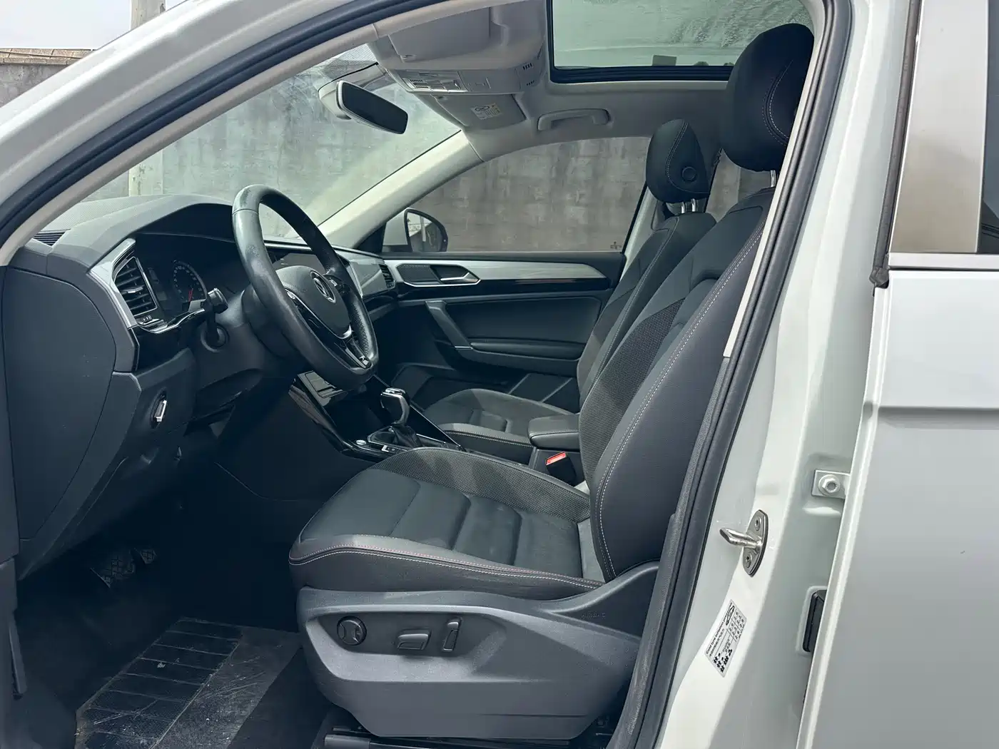 Volkswagen Tayron 2021 280TSI 2WD Luxury Smart Connect фото 7