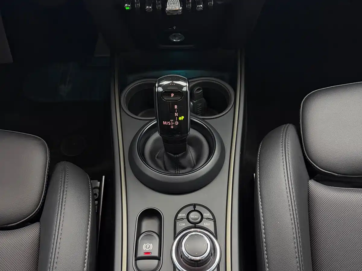 MINI COUNTRYMAN 2021 2022 1.5T COOPER ALL4