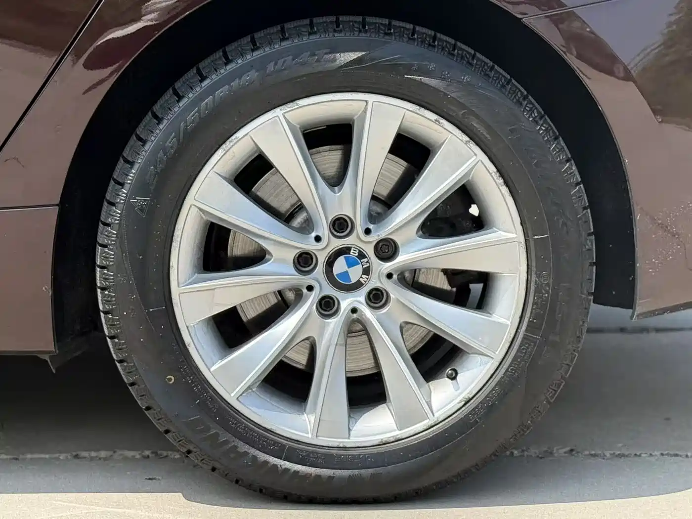 BMW 5 Series GT 2014 528i Leading фото 11