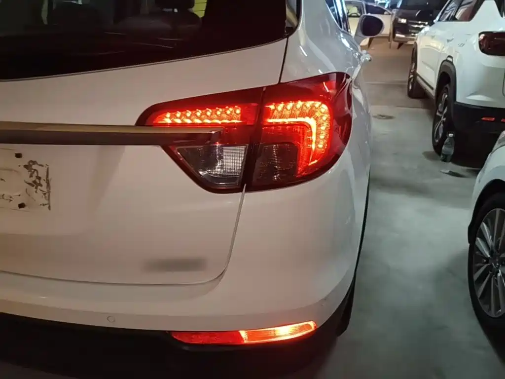 Buick Envision Plus 2015 2014 28T 4WD Luxury