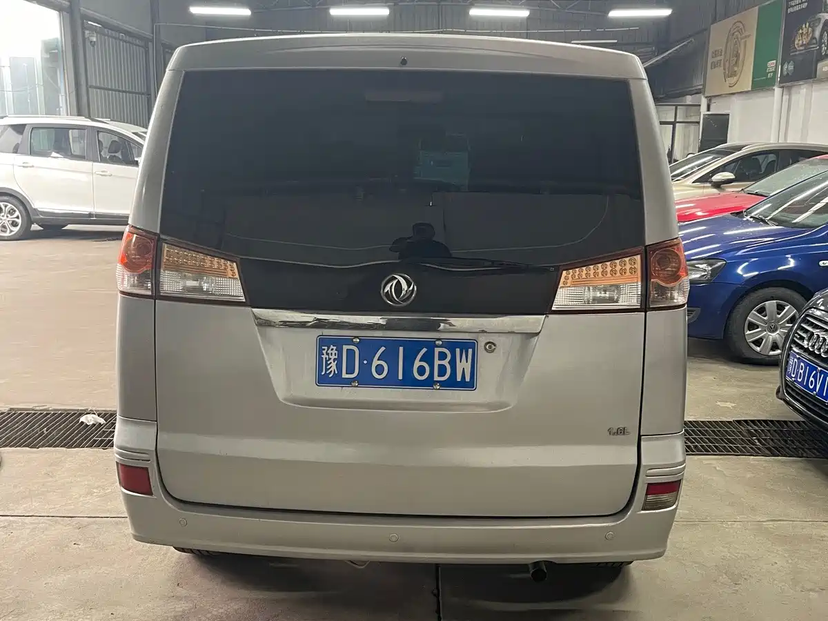 Dongfeng ZNA Shuaike 2013 2014 1.6L Manual Luxury 7-seater China IV