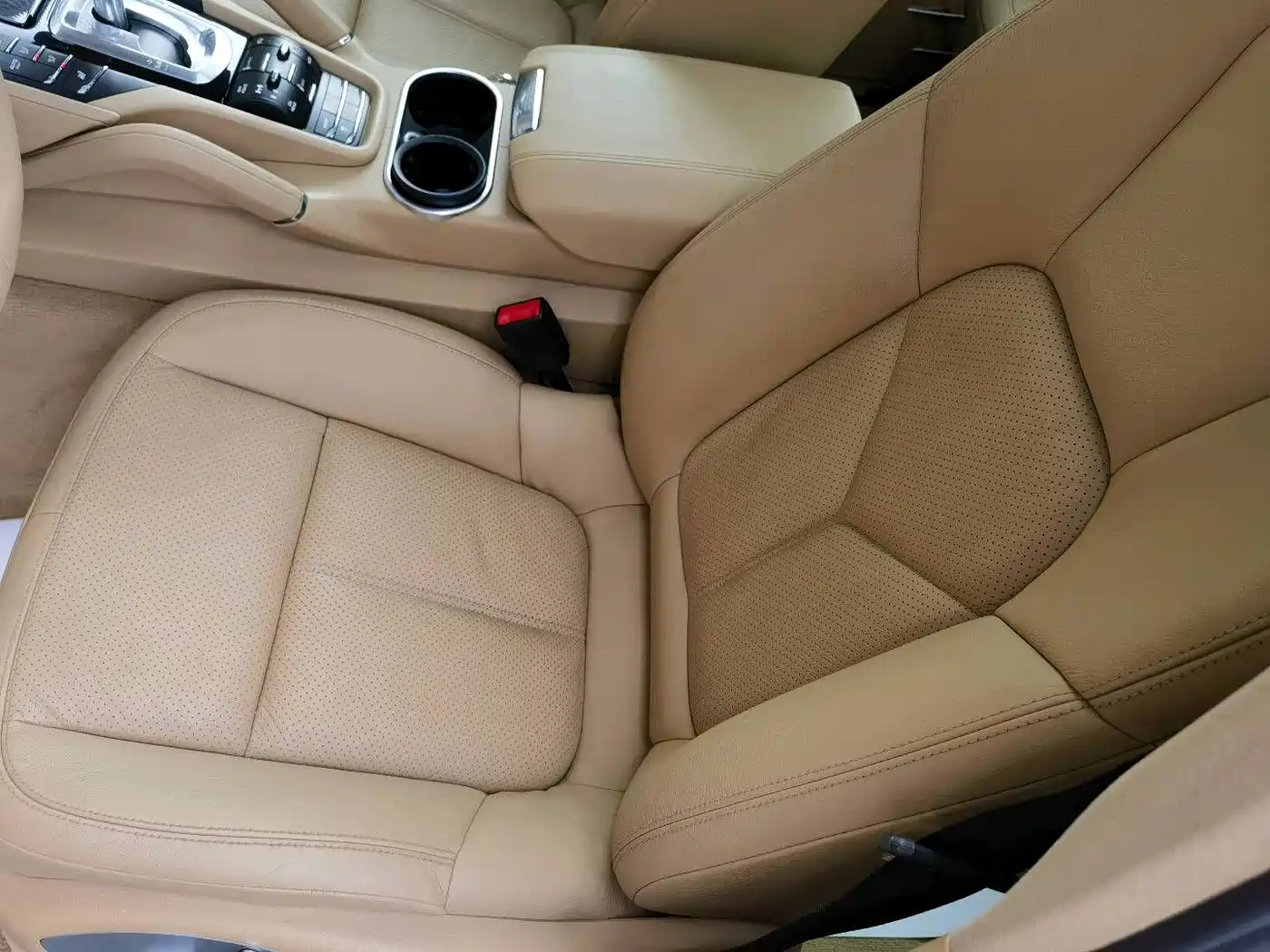 Porsche Cayenne 2011 Cayenne 3.0T фото 13