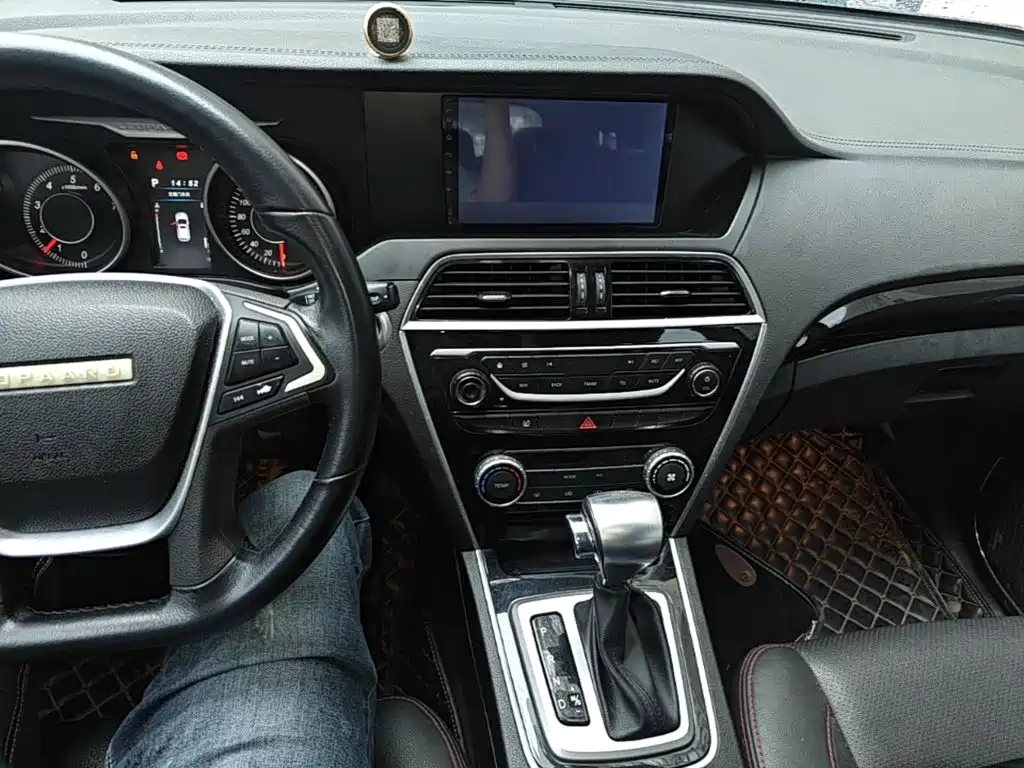 Leopaard CS10 2016 2017 Model 2.0T Automatic Urban Edition