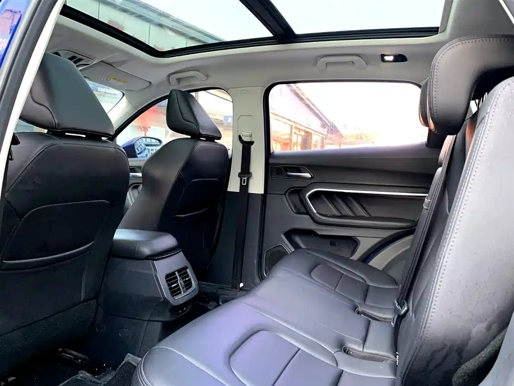 Фото 8 - Haval H6