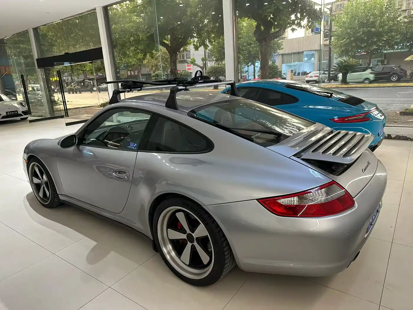 Porsche 911 2006 Carrera 4S AT 3.8L фото 4
