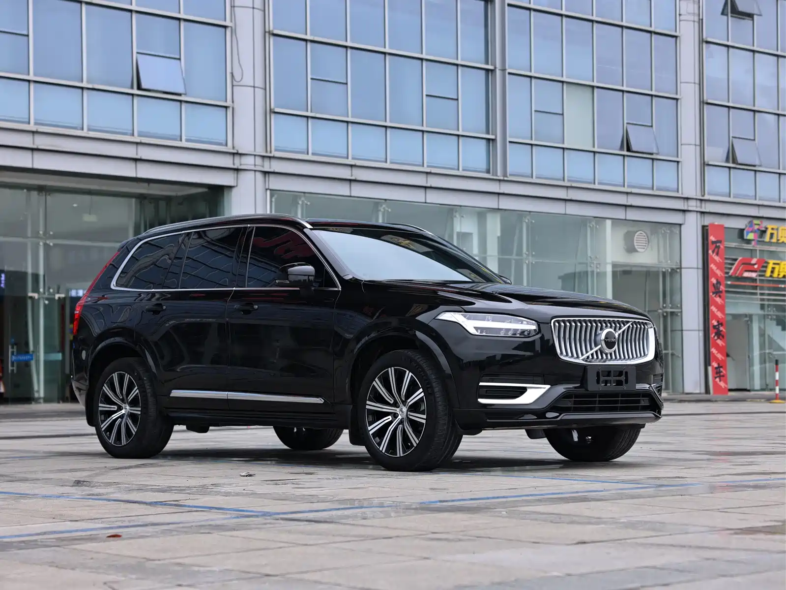 صورة 3 - Volvo XC90
