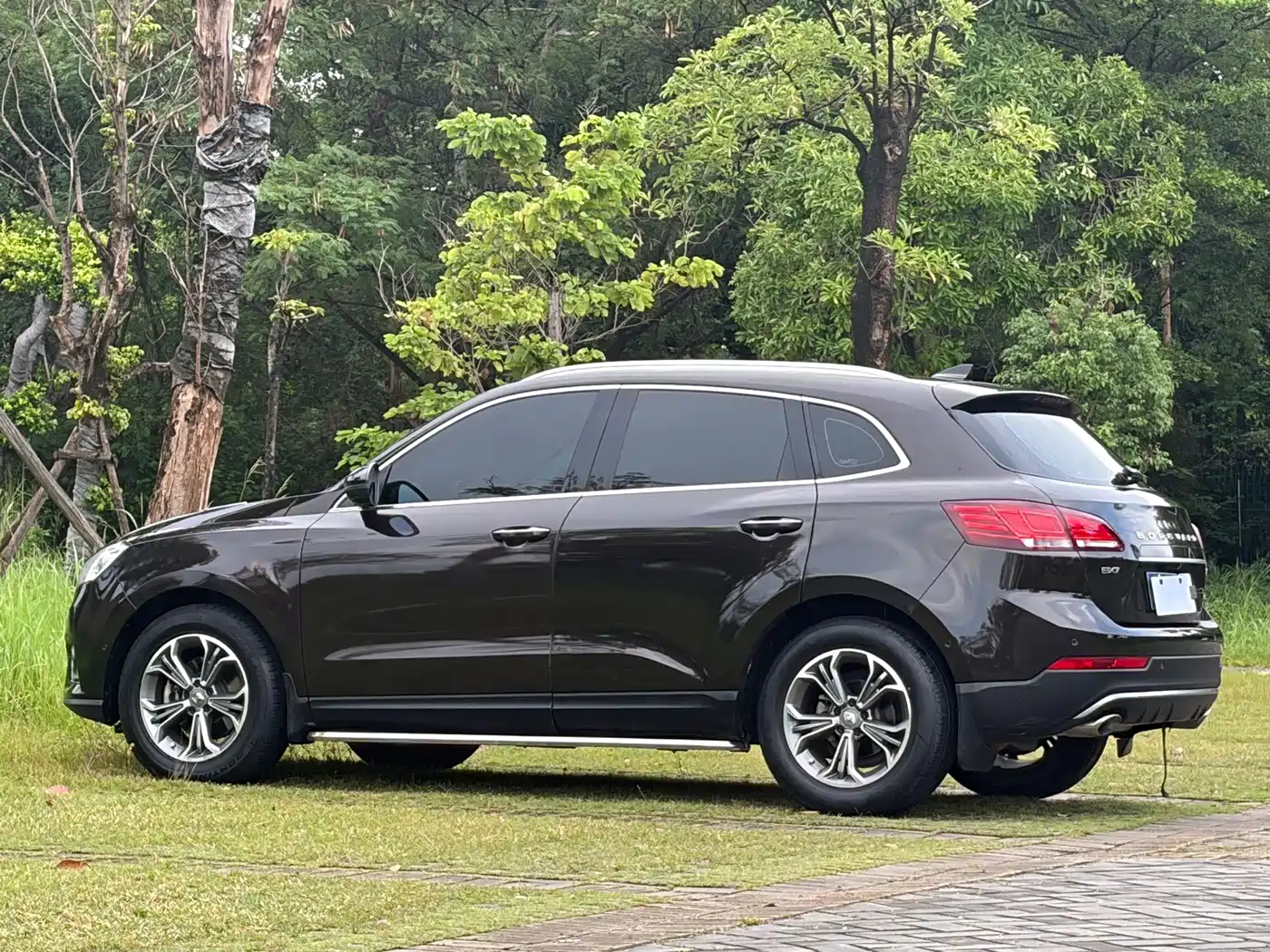 Borgward BX7 2019 2018 28T 2WD Luxury 5-Seater China V