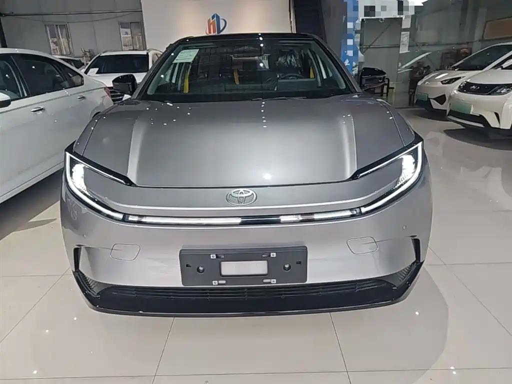 Toyota bZ5 2025 550 JOY фото 3