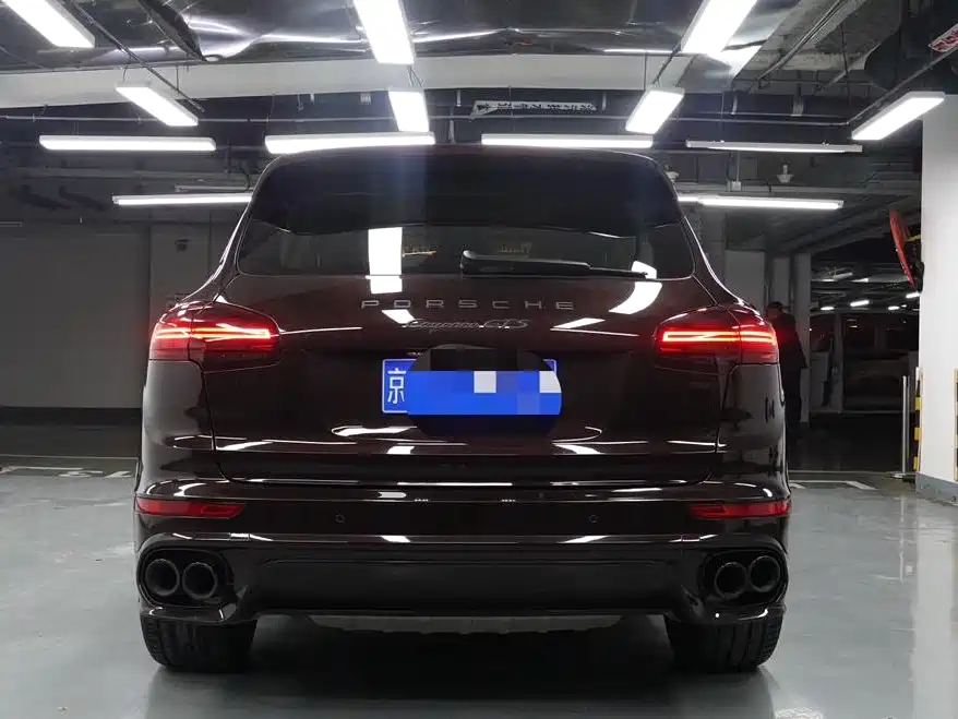 Porsche Cayenne 2015 Cayenne GTS 3.6T фото 3