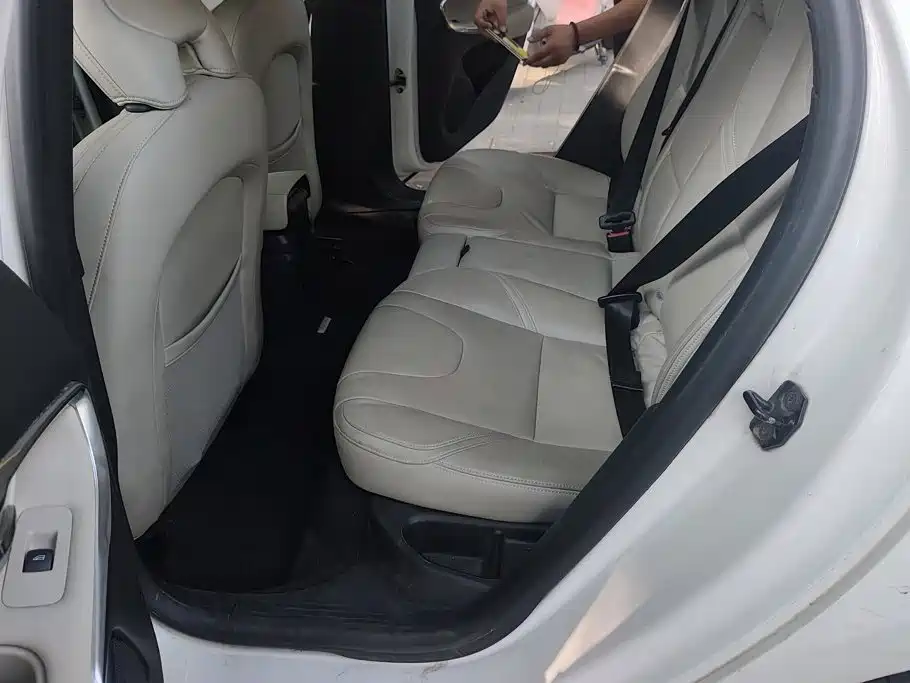 Volvo V40 2013 2013 2.0T Elegance Edition
