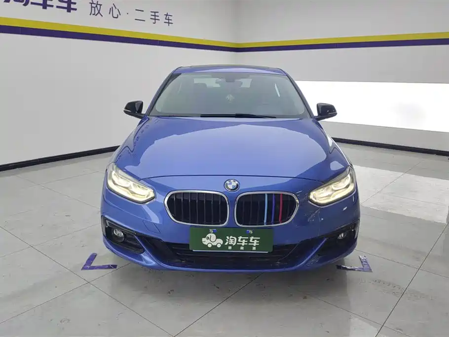BMW 1 Series 2018 118i Design Package фото 2
