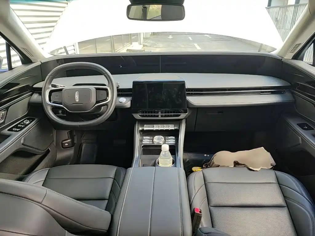 Lincoln Nautilus 2025 2025 2.0T FWD Launch Edition