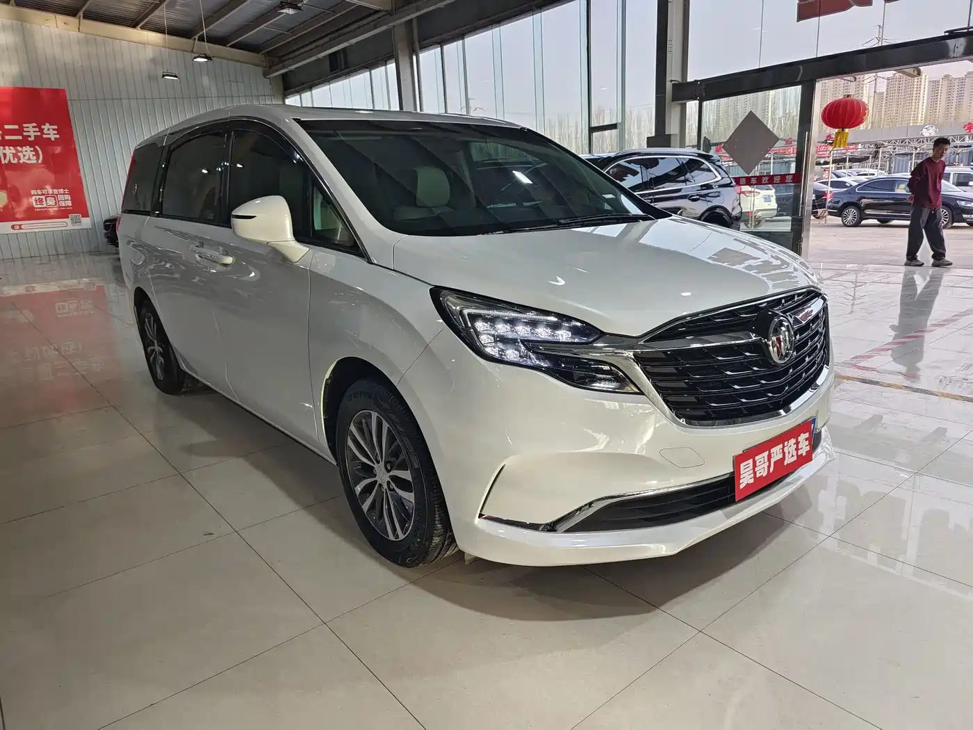 Buick GL8 2021 ES Landlord 653T Comfort фото 2