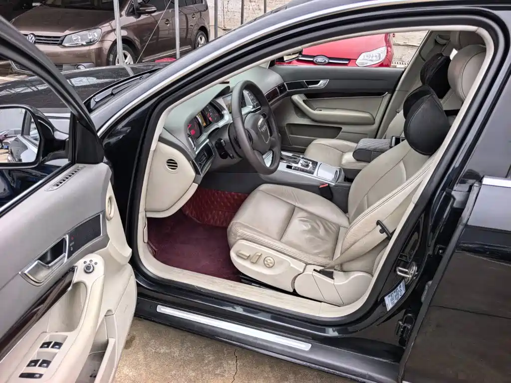 Фото 10 - Audi A6L