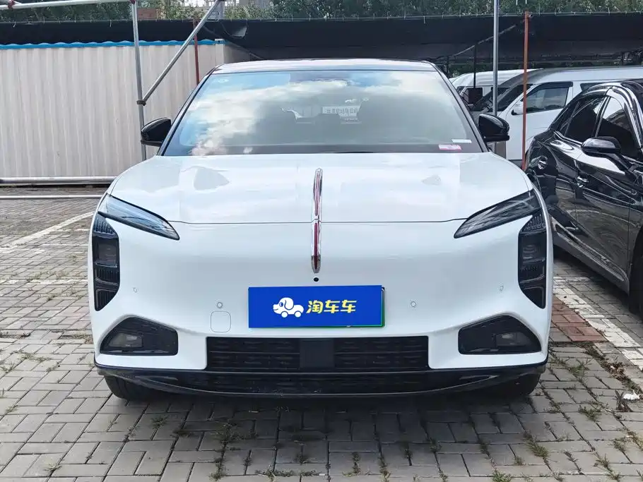 2025 Hongqi Tian Gong 08