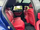 Photo 8 - Maserati Levante