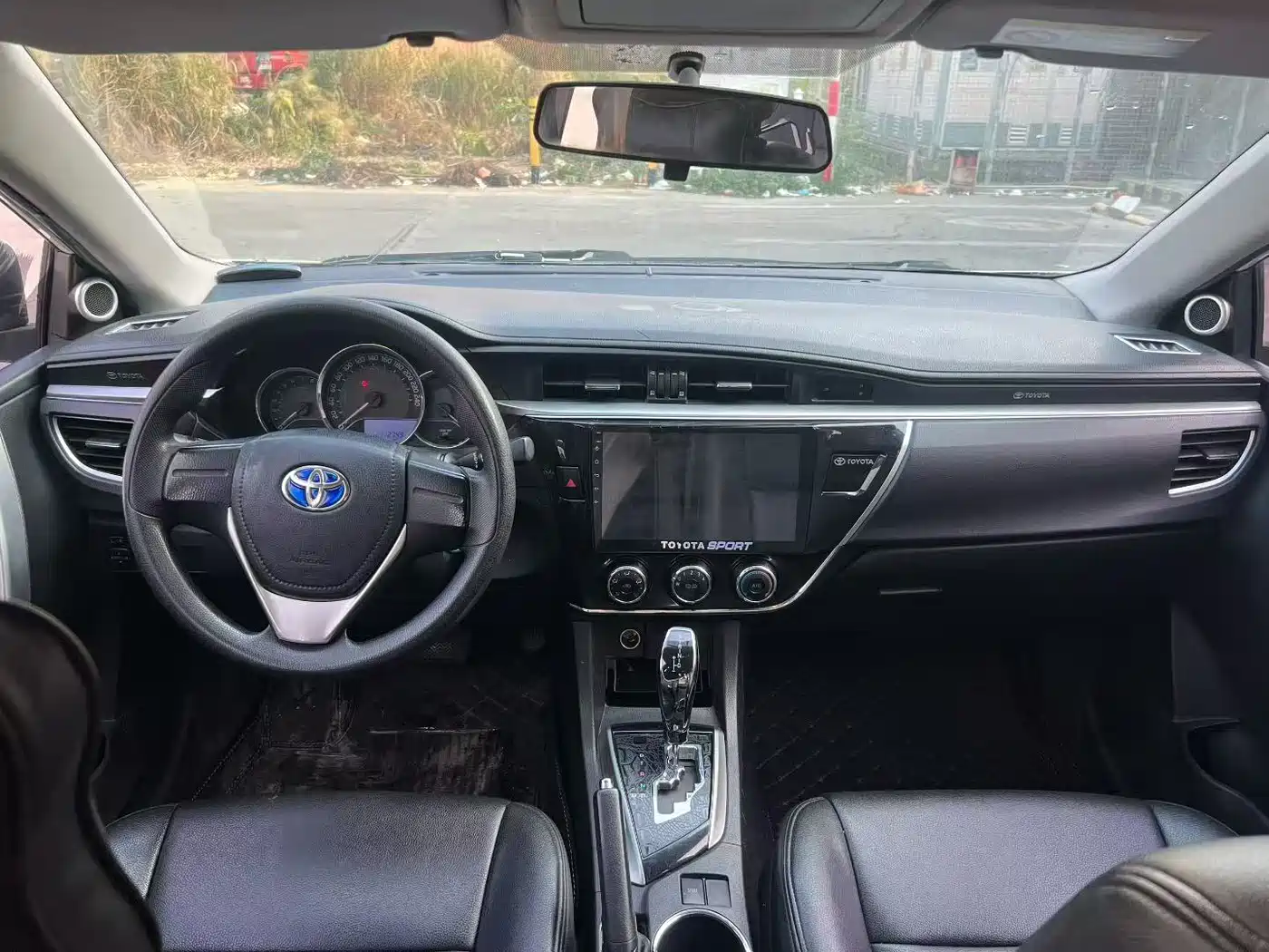 Toyota Corolla 2014 1.6L CVT GL фото 5