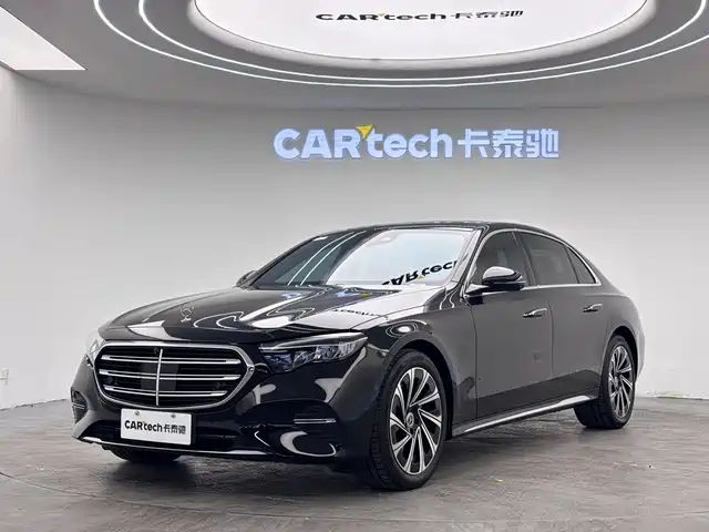Mercedes-Benz E E 300 L, Люкс