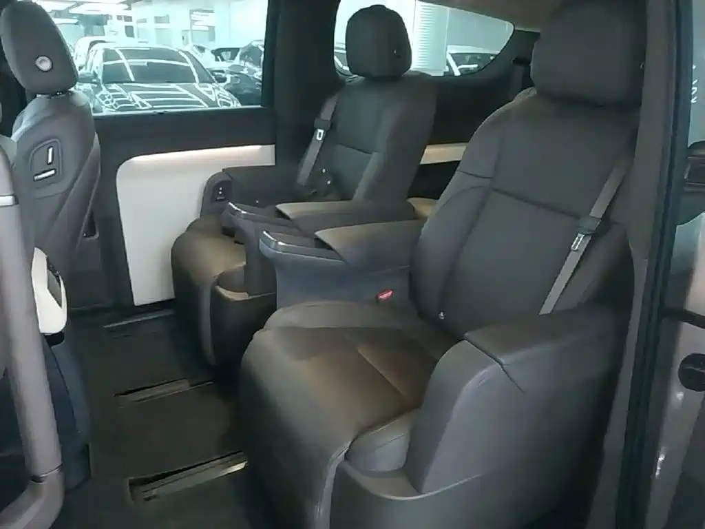 Li Auto MEGA 2024 2024 Ultra