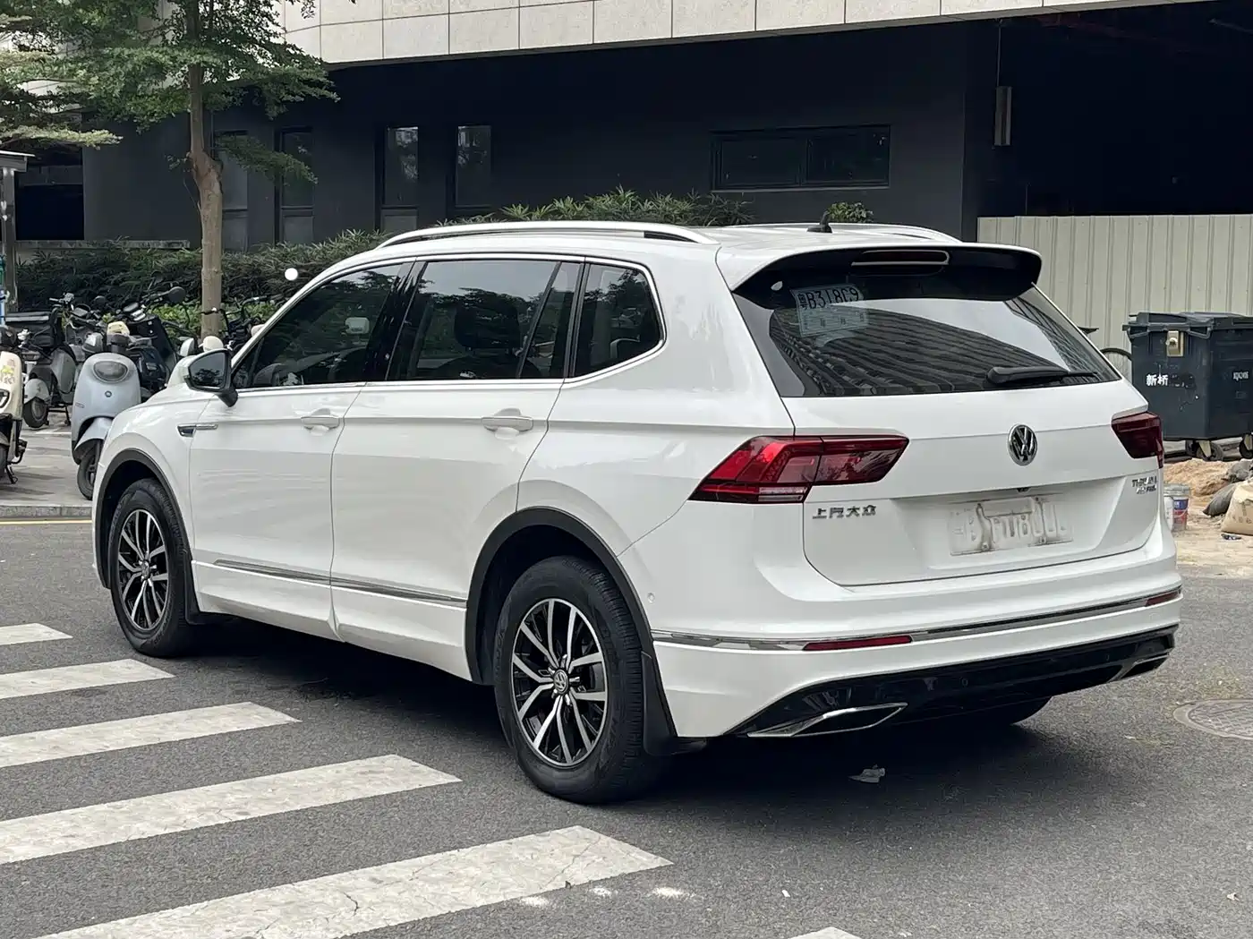 VOLKSWAGEN TIGUAN L NEW ENERGY