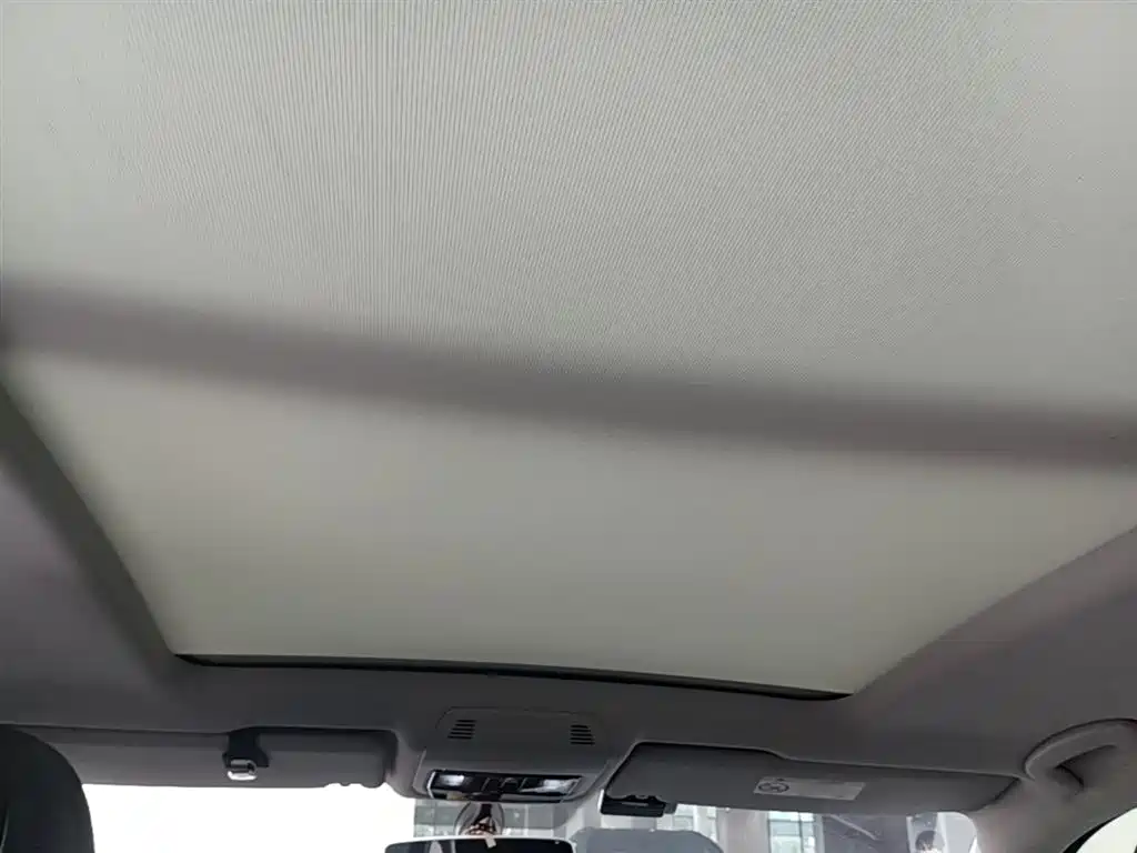 VOLKSWAGEN TOURANG