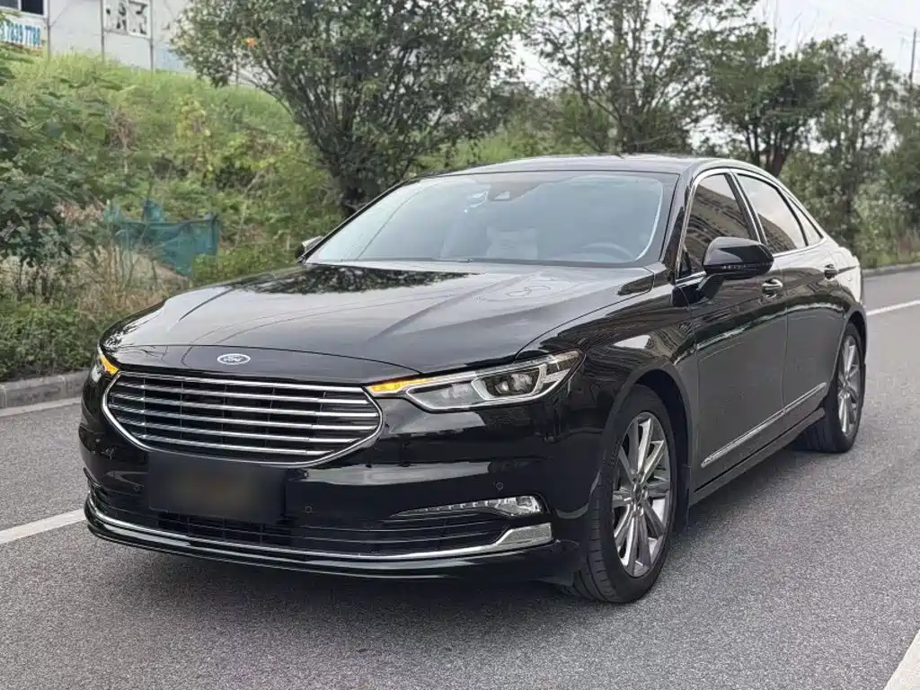 2021 Ford Taurus