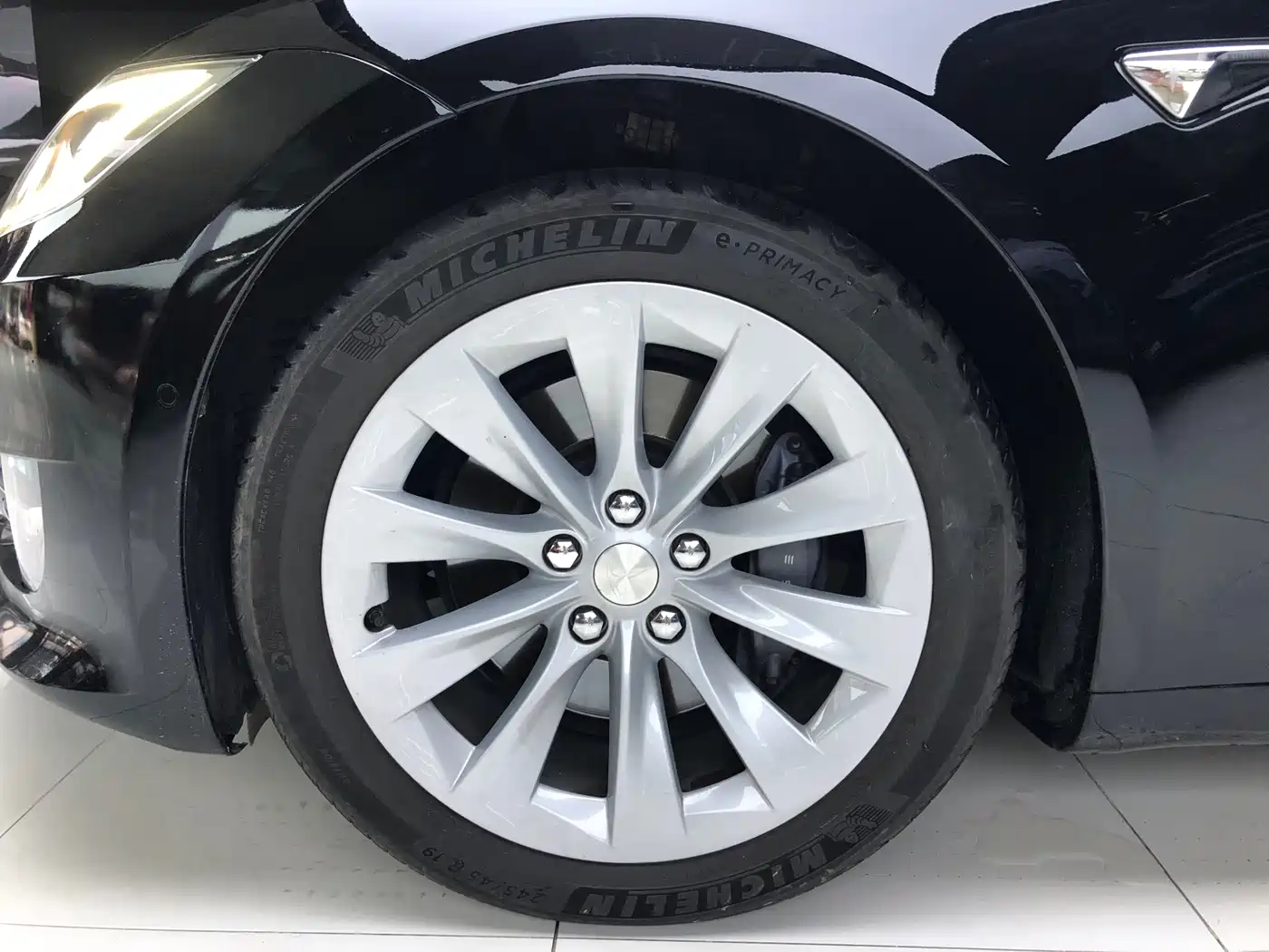 Фото 7 - Tesla Model S