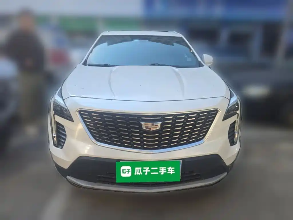 Cadillac XT4 2019 2018 28T FWD Leading Edition
