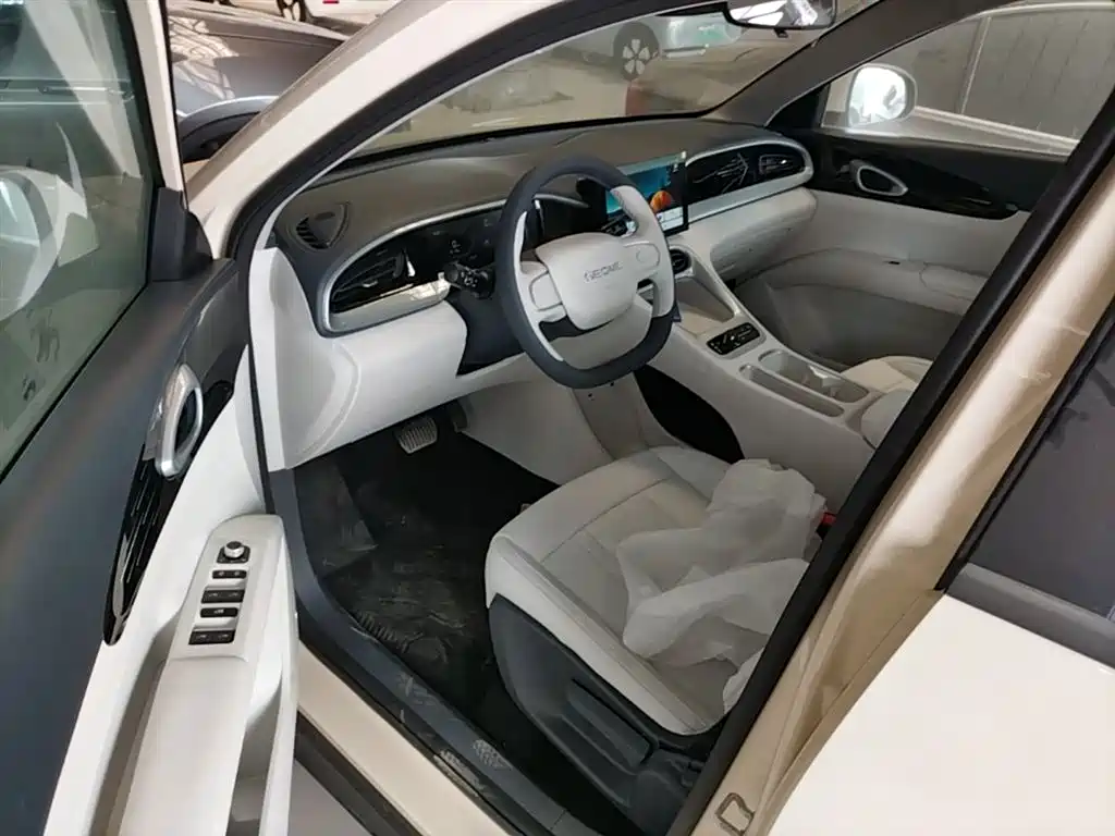 Geely Galaxy Starry Wish 2026 Edition 310km Youth Version фото 16