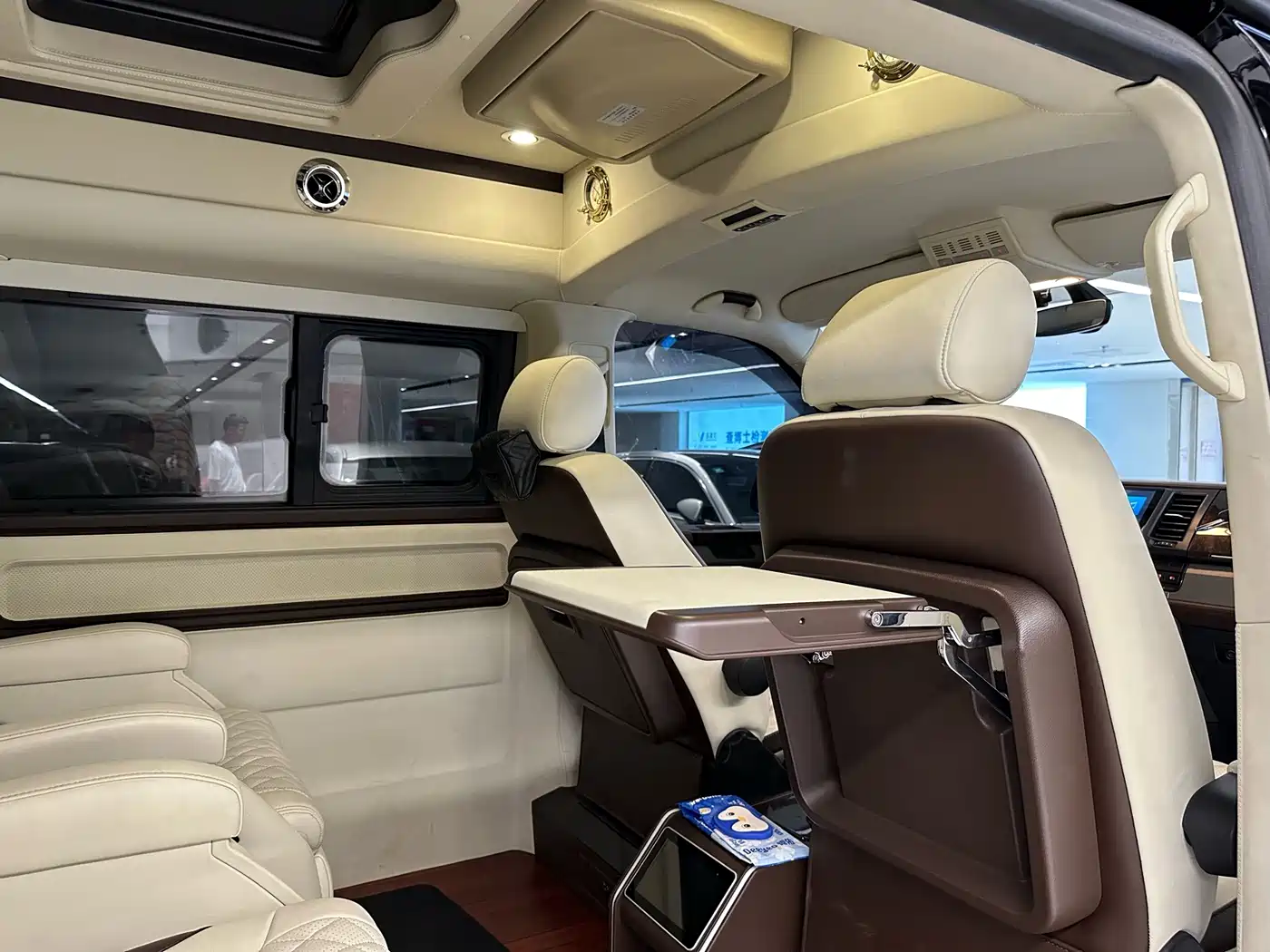 Volkswagen Caravelle 2020 2018 2.0TSI 4WD Luxury Edition 7-Seater