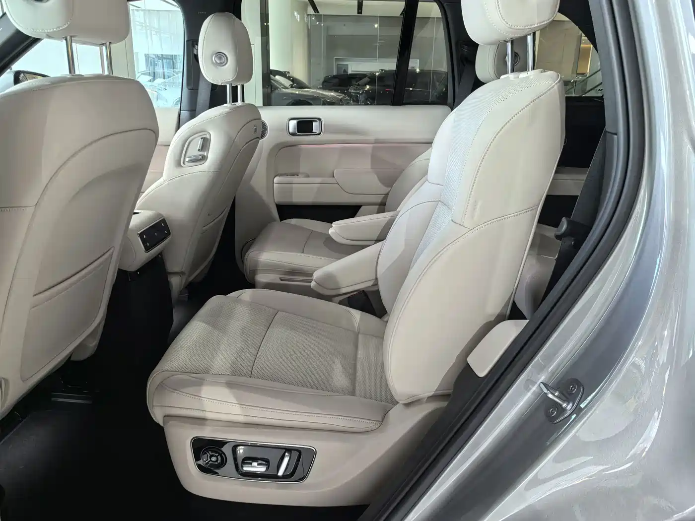Li Auto Li L8 2025 2025 Ultra Smart Renewal Edition