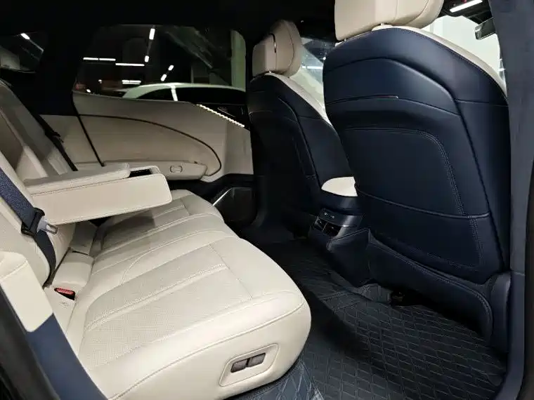 ZEEKR EXTREME KRYPTON 007