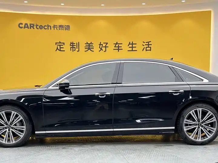 Фото 6 - Audi A8