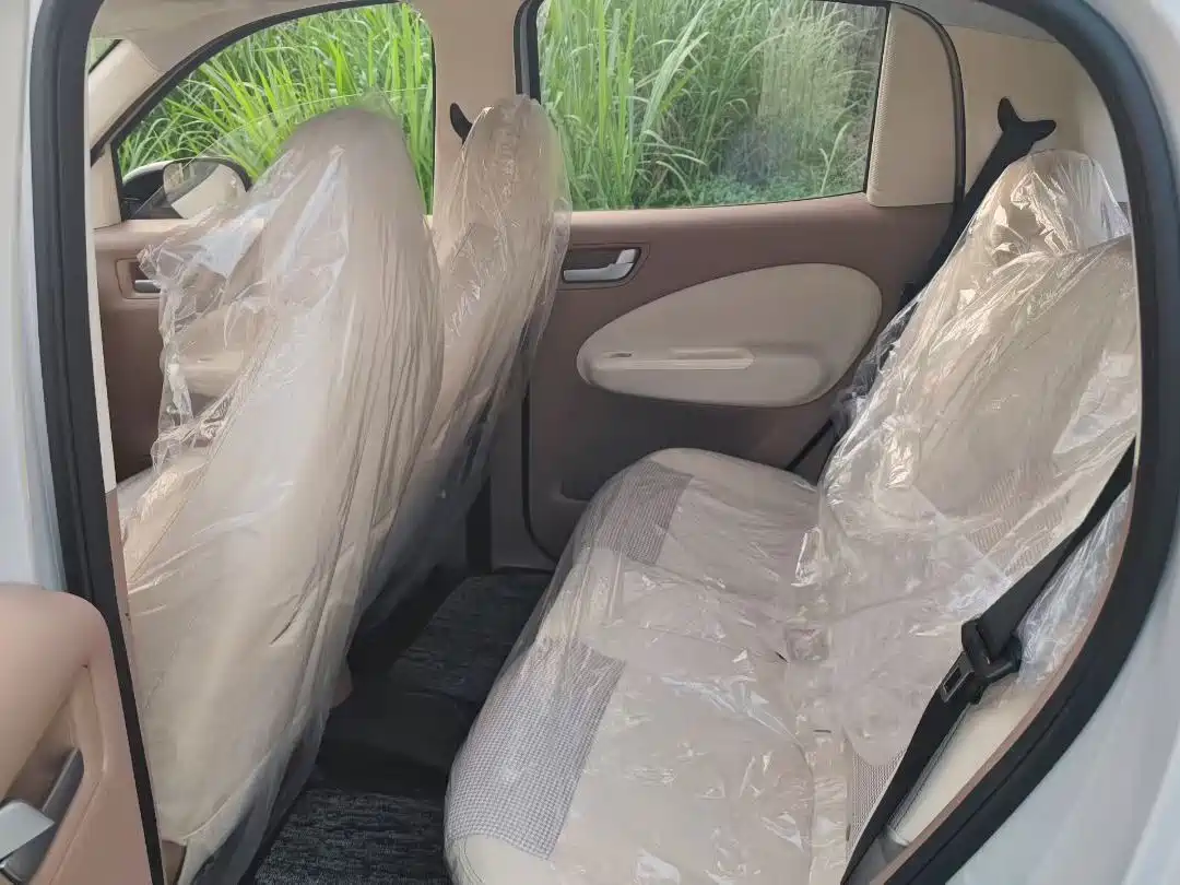 WULING AUTOMOBILE HONGGUANG MINIEV